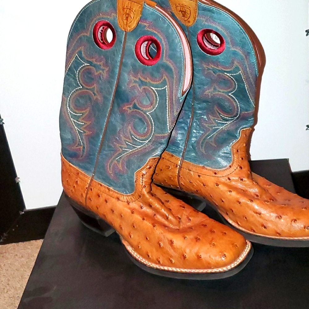 Ladies Ariat ostrich boots